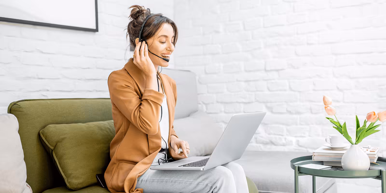 High-Paying Remote Chat Support Jobs in Canada for Foreigners